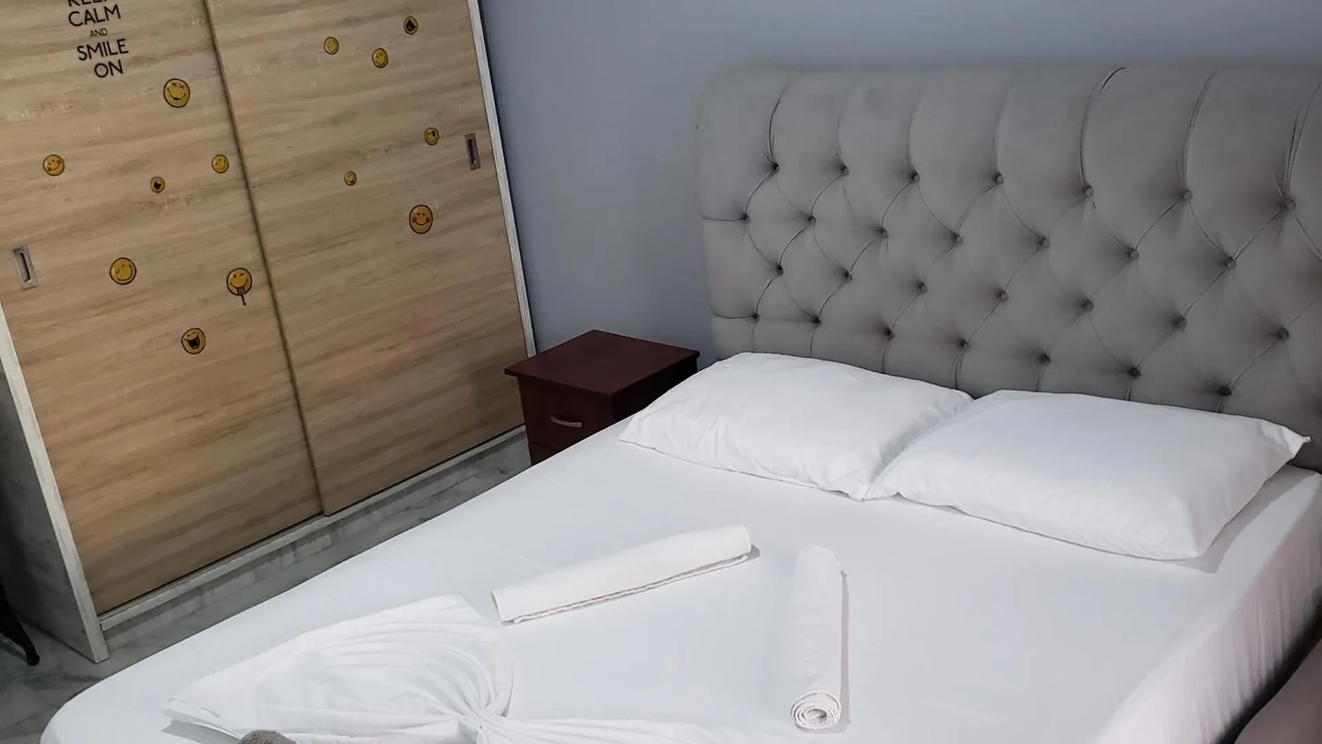 Besti The Fisherman Apartments Sarandë