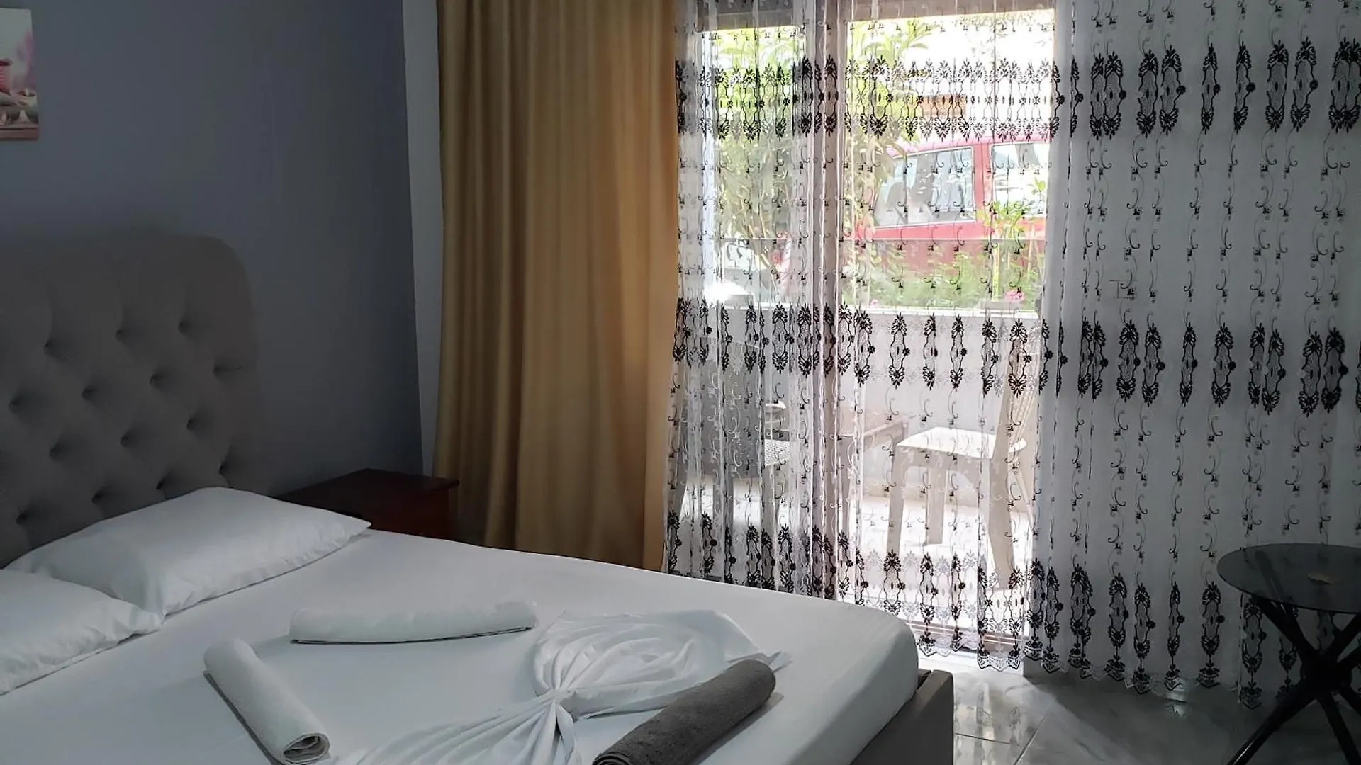 Besti The Fisherman Apartments Sarandë